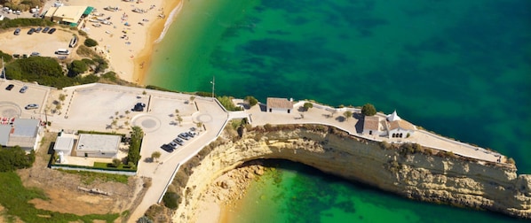 Praia de Nossa Senhora da Rocha