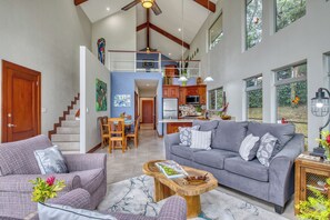 Livingroom/Dining/Kitchen