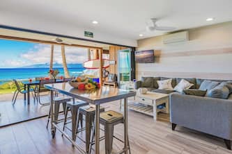 272-2 Oceanfront Magic