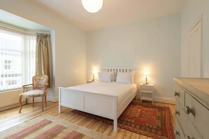 Eden House, Saltburn-by-the-Sea - Host & Stay