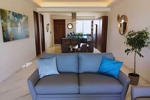 Living Room,TV and multimedia