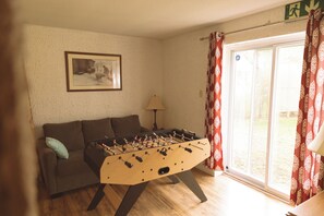 Spielezimmer