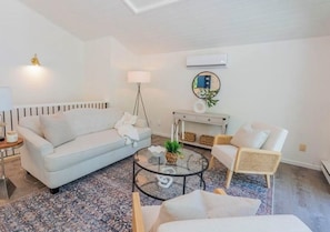 Upstairs Living Area