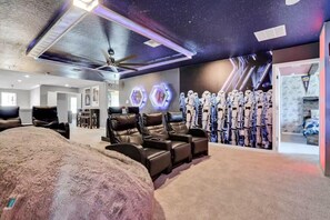 Star Wars-themed movie room: A true immersive viewing experience