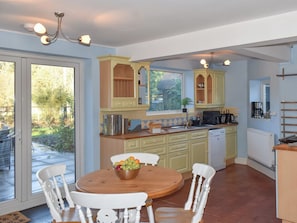 Kitchen | Y Ddol, Colwyn Bay