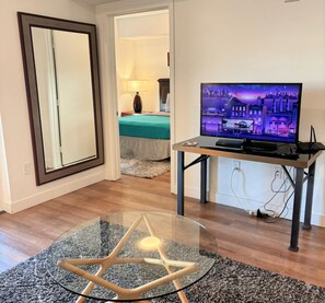 Comfortable Elegance: A blend of luxury and coziness.
