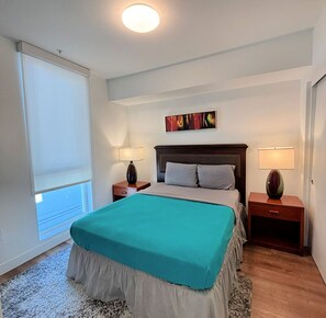 Luxurious Bedding: Sink into comfort and luxury.
