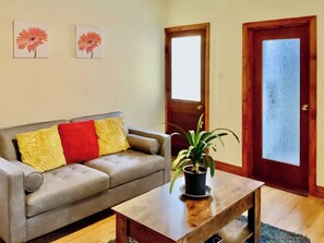 Open plan living space | Heddfan Annexe, Llanboidy, Whitland