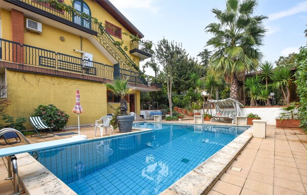 pool