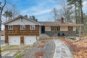 Home Exterior | 2 Mi to Lake
