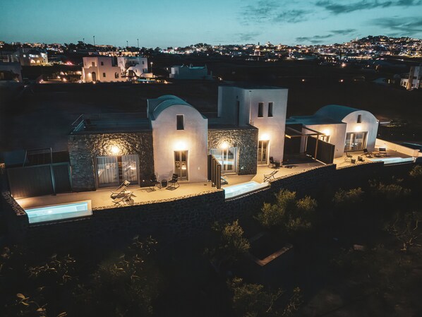Front of property – evening/night