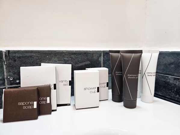 Bathroom amenities