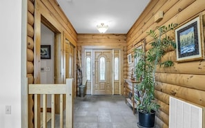 Entry way