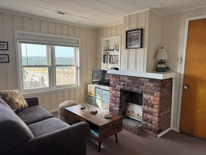 Wi-Fi, Smart TV, Games & Puzzles for Indoor Entertainment