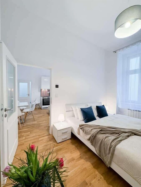 Two bedroom apartment with 2 queen size beds