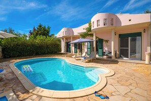 Pool area