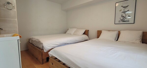 Double bed x 2