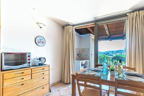 Kitchen and dining area
