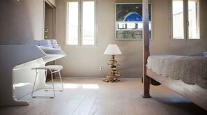 Loge de Mer - Lodge Urbain a Perpignan - Chambre Eau - Vue générale