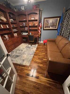 Office perfect for working from home. Sofa pulls out into a very nice bed