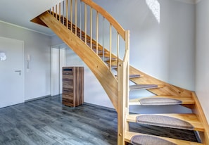 Treppe zur oberen Etage - WE 13