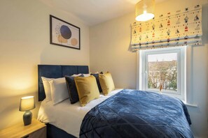 The Braes, Marske-by-the-Sea - Host & Stay