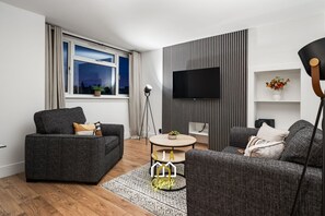 Living Room / Lounge