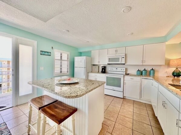 Updated Fully Furnished Kitchen 
