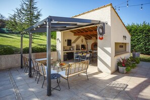 Villa Loupia image