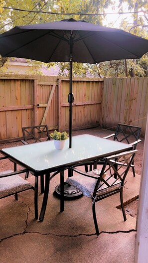 Outdoor dining