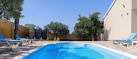 pool