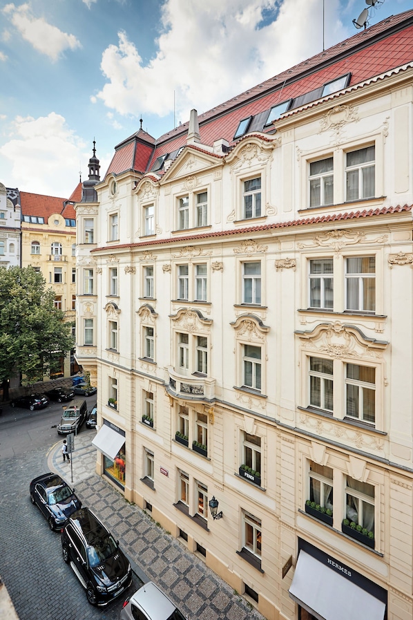 Utsikt mot gatan