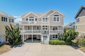 Cloud Nine Front Exterior