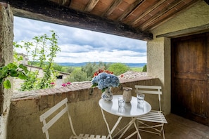 Autumn, Balcony / Terrace / Patio, Spring, Summer