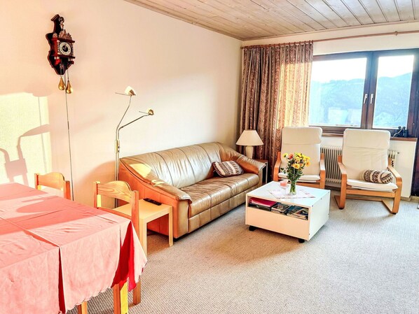 Furniture, Property, Table, Window, Comfort, Building, Wood, Orange, Interior Design, Decoration
