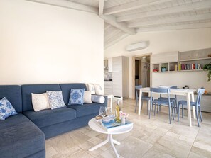 Meubles, Propriété, Table, Plante, Bois, Design Intérieur, Sol, Sol, Cadre, Chaise