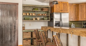 Kitchen Pantry