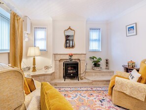Living room/dining room | Pant Glas Cottage, Pontardawe