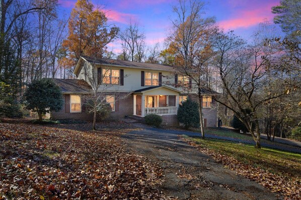 Tree, Architecture, Building, Cottage, House