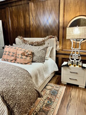 Queen bedroom #3 w original stone