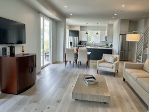 Family-Friendly Space: Ideal for quality time together.
