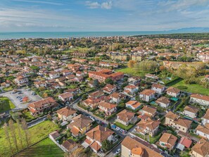 Daytime, Wohngebiet, Stadtgebiet, Vogelperspektive, Luftaufnahmen, Stadt, Landschaft, Nachbarschaft, Horizont, Vorort