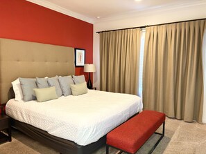 Primary suite with King bed