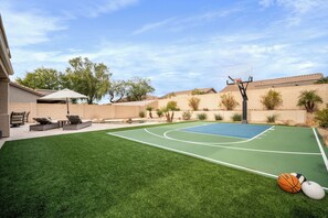 Sportplatz