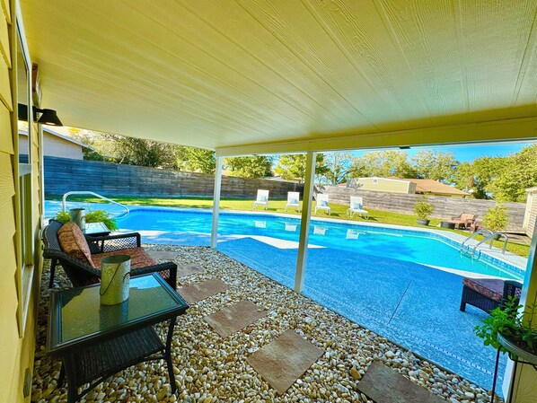Pool