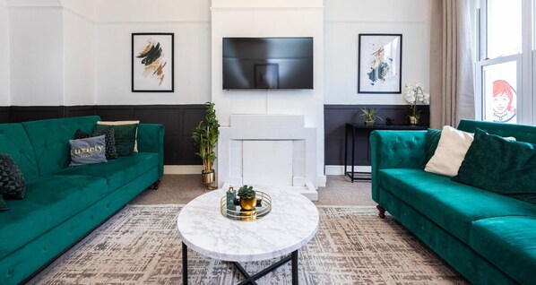 Lounge at Luxiety Stays Short Lets Serviced Accommodation Chelmsford