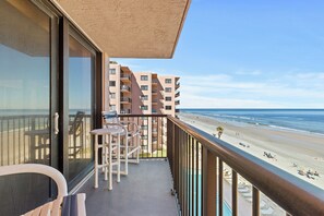 Sunrise 502 balcony