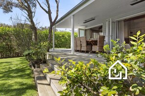 A superb alfresco space with overhead heaters - perfect for the cooler nights