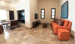 Living room/ Foyer