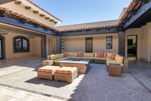 Fire pit